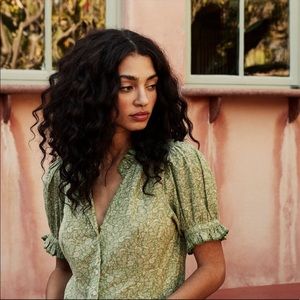 Doen Dauphine Top in Green Garden LARGE